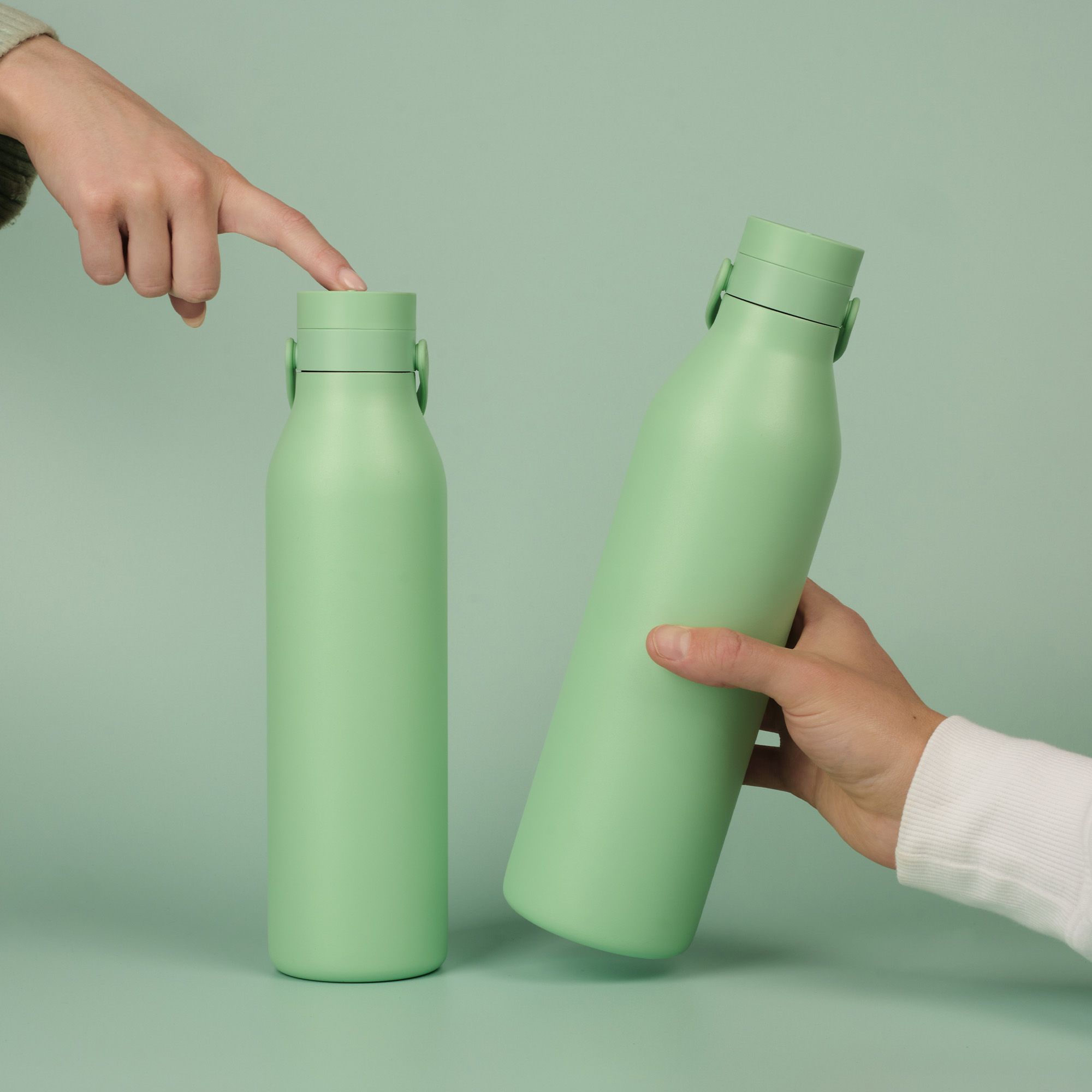 Circular&Co Website_ Stainless Steel_Reusable Bottle_ Seaglass Green _3 Circular&Co Reusable Stainless Steel Water Bottle Seaglass Green